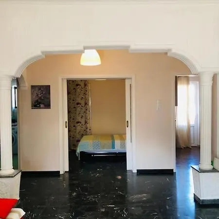 Апартаменты Ariadni's 2 *